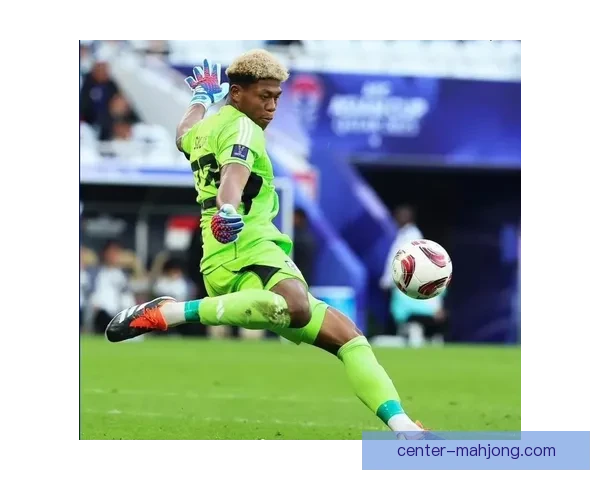 以铃木彩艳亚洲杯低级失误频发成为日本防线定时炸弹引发信任危机